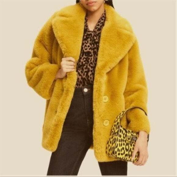 💥EFFORTLESSLY COOL💥 Chunky Faux Fur Coat in Mustard Yellow